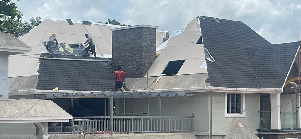Roofing experts in Kochi